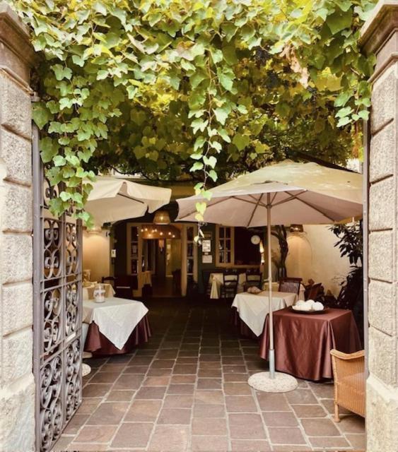 Albergo Commercio - Ristorante Mas-Ci Clusone Esterno foto